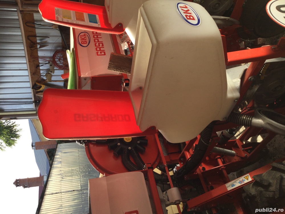 Vând semanatoare Gaspardo