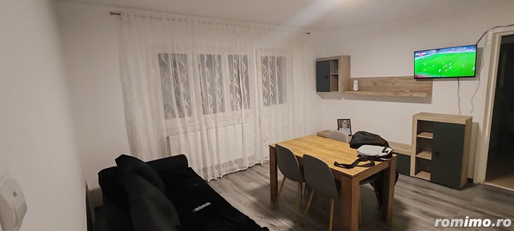 Apartament cu 2 camere cu 2 balcoane