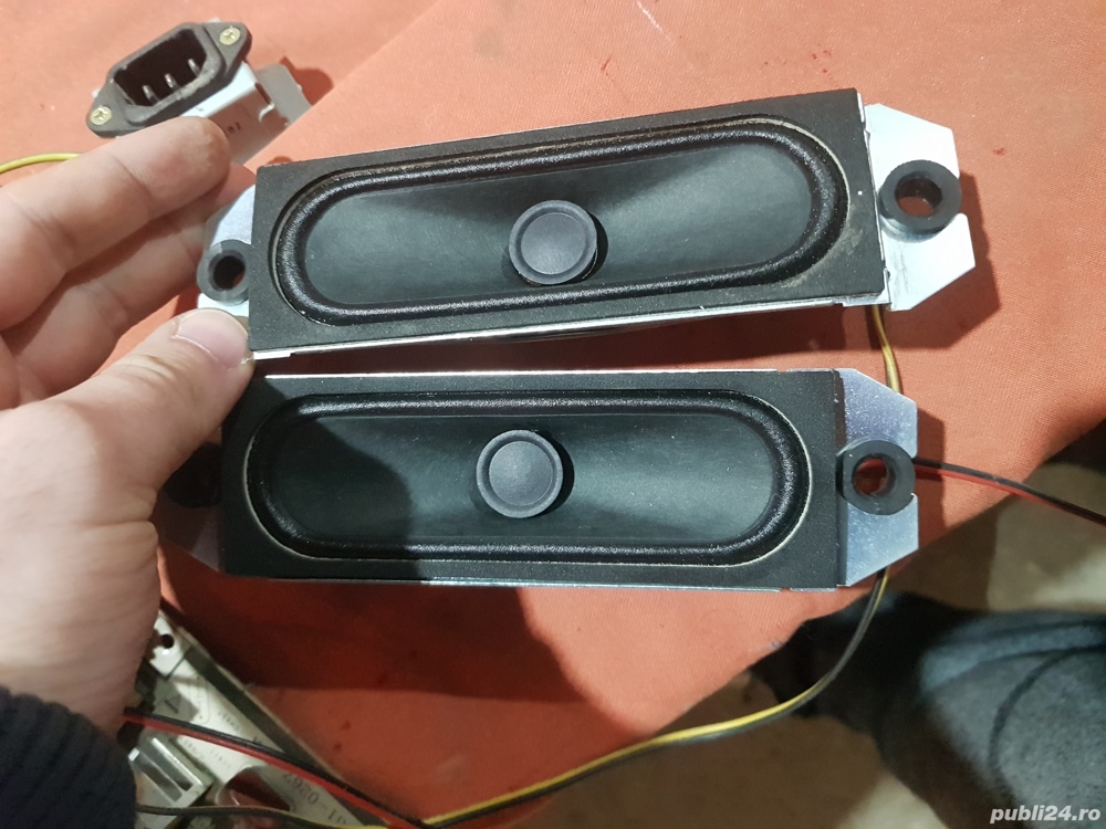 set 2 difuzoare bn96-04770 8ohm 10w de pe tv Samsung le40s81b 