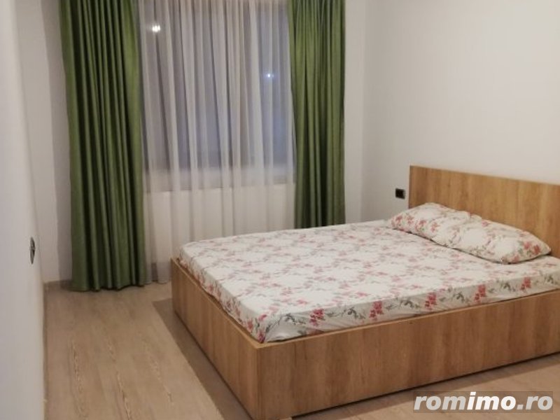 apartament 3 camere zona Olimpia