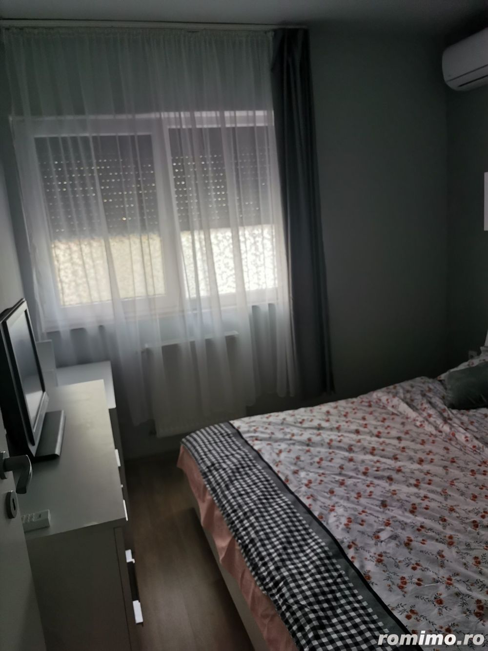 Inchiriez apartament cu 1 camera in zona Complexului Studentesc