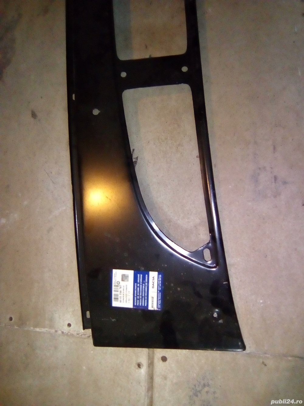 Grila aerisire, balamale capota si  ochelar far Dacia 1310 CN