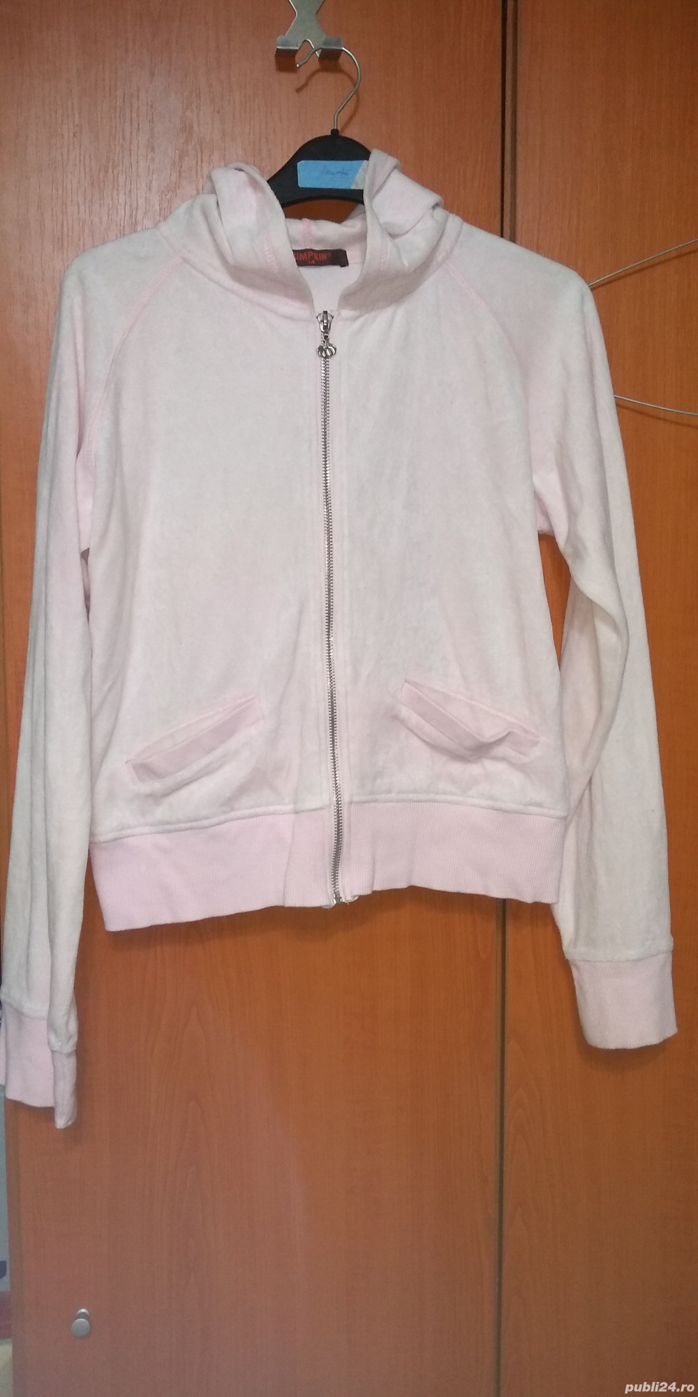 Hanorac dama catifelat Pumpkin UK ,roz ,gluga & buzunare , M