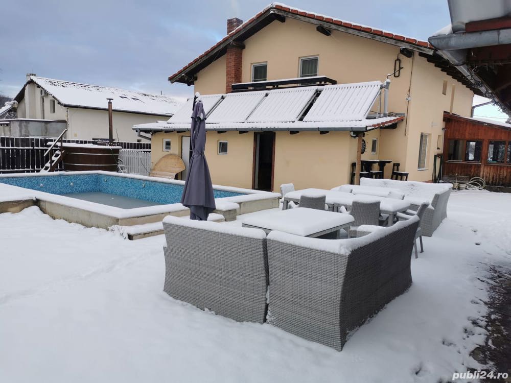 Cabana cu ciubar in zona Tocile (Sadu)