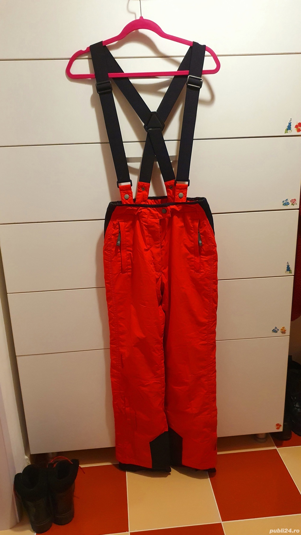 Pantaloni de ski, stare excelenta