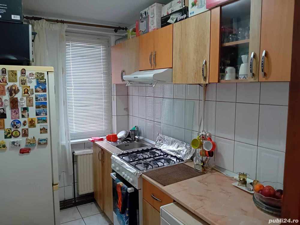 Apartament  2 Camere Central 43mp etaj 1 centrala termica insorit luminos calduros  