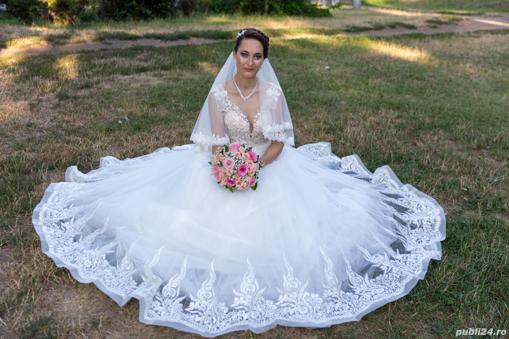 Vand Rochie de Mireasa 