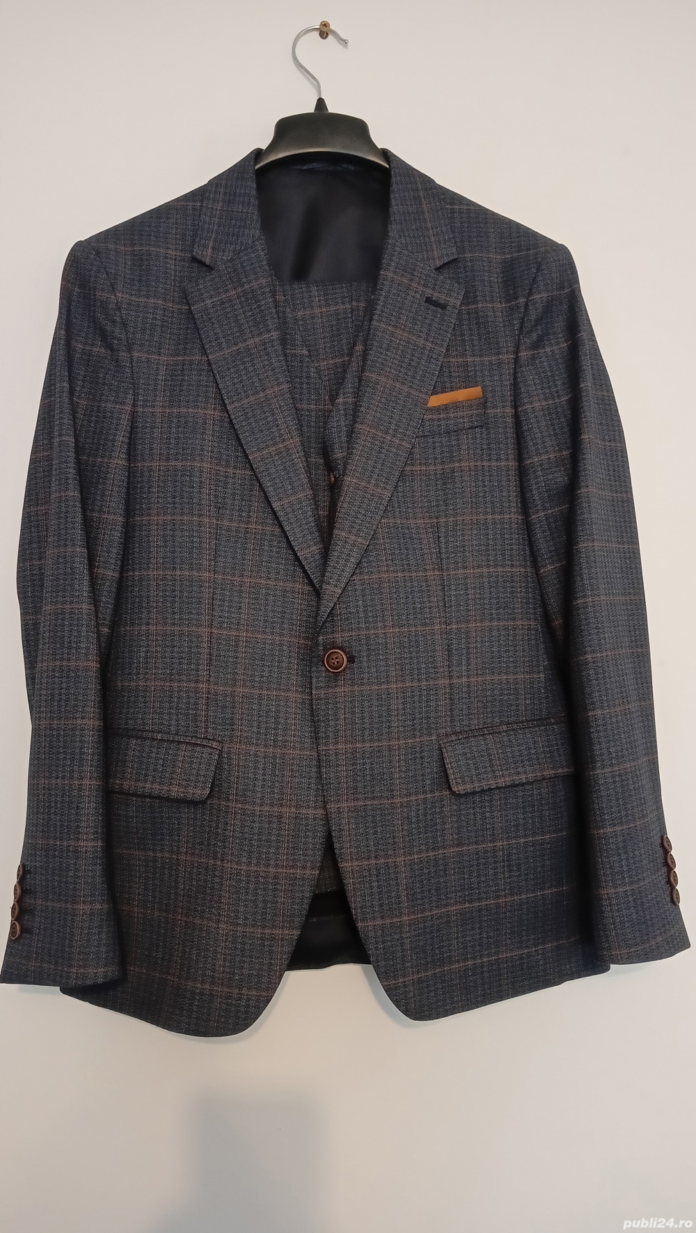 Costum bărbătesc 48