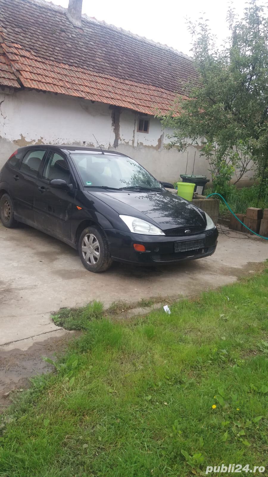 dezmembrez Ford focus 1