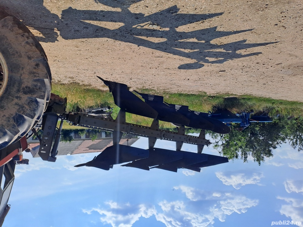 Plug reversibil 4 trupite gregoire besson 