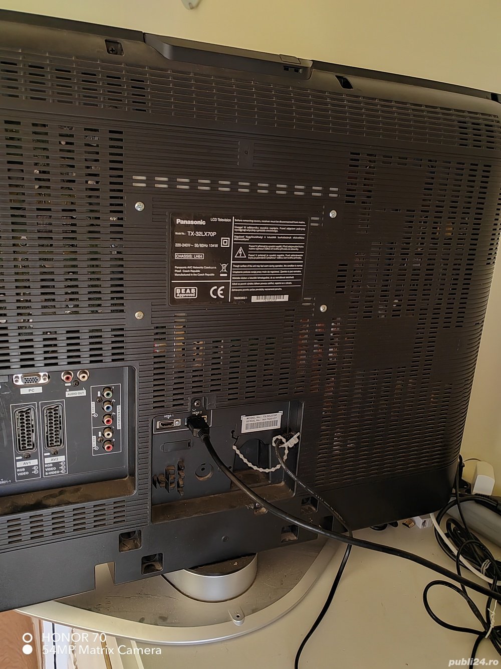 Televizor LCD Panasonic Viera TX-32LX70P