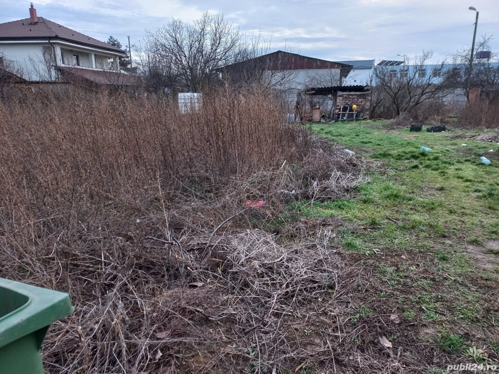 Teren intravilan în zona Lipovei