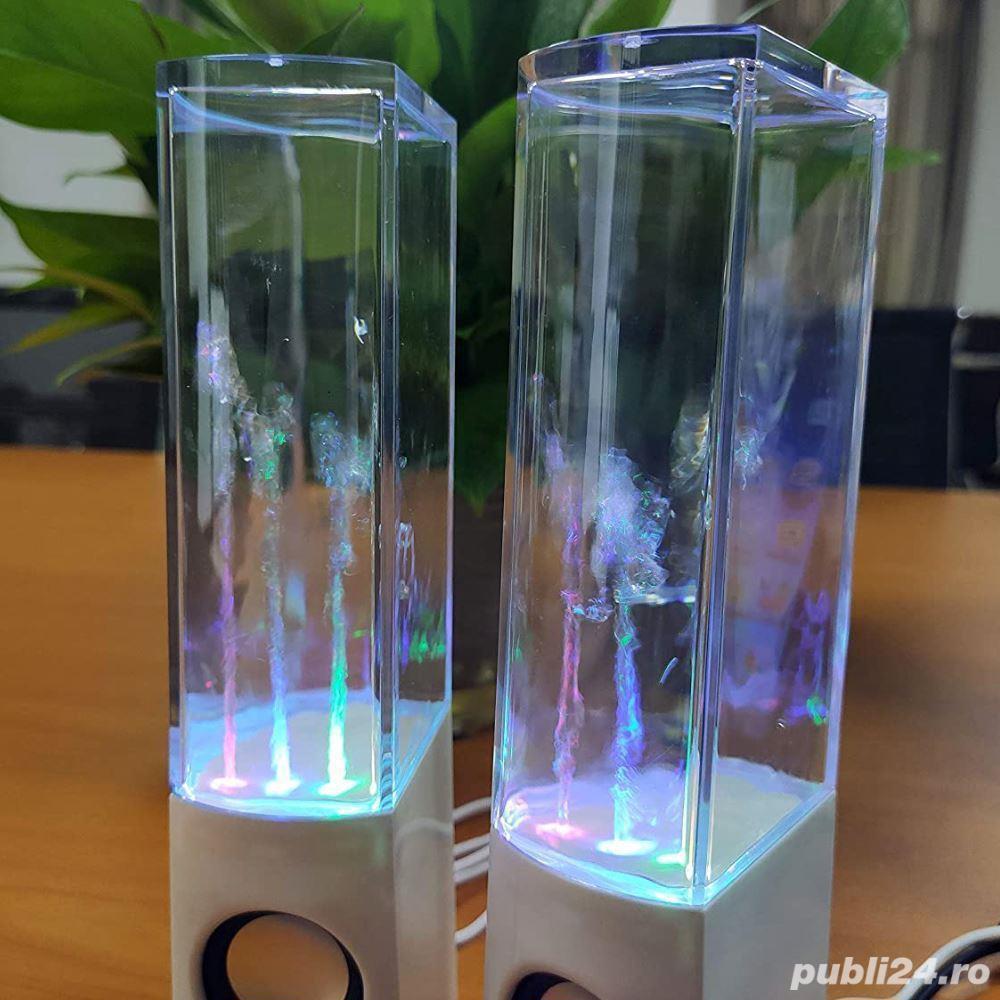  Boxe-Apa dansatoare cu 4 efecte de lumina diferita, 2 x 3 W, Nou!
