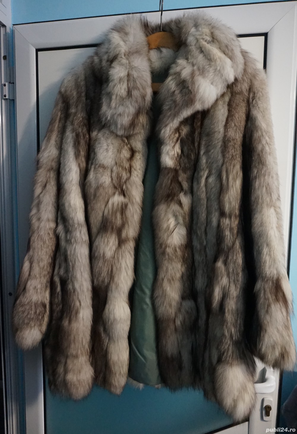 Haina vulpe polara dama nr 48