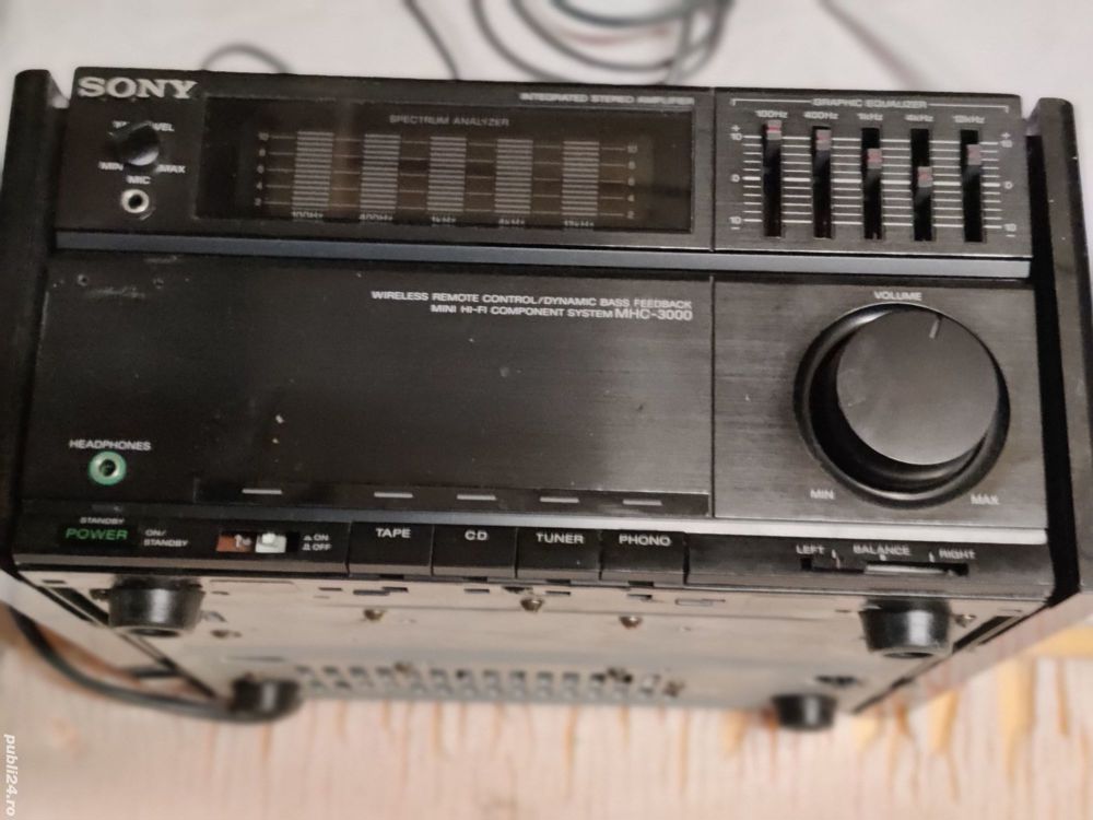 Amplificator Sony cu boxe 