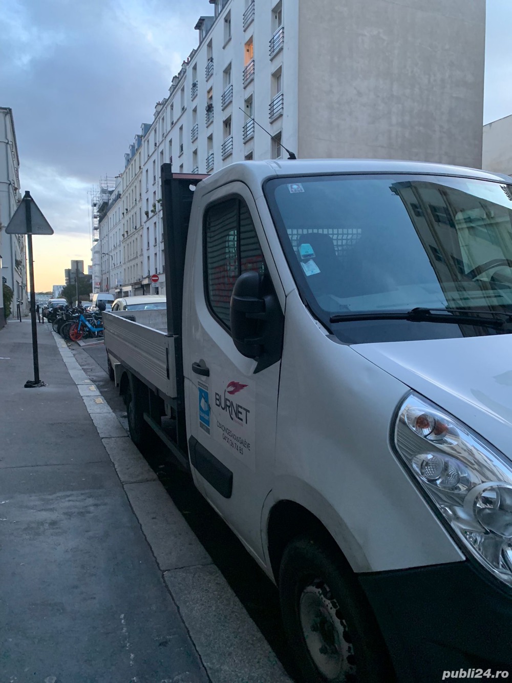 Master 3, 125 cv, platou