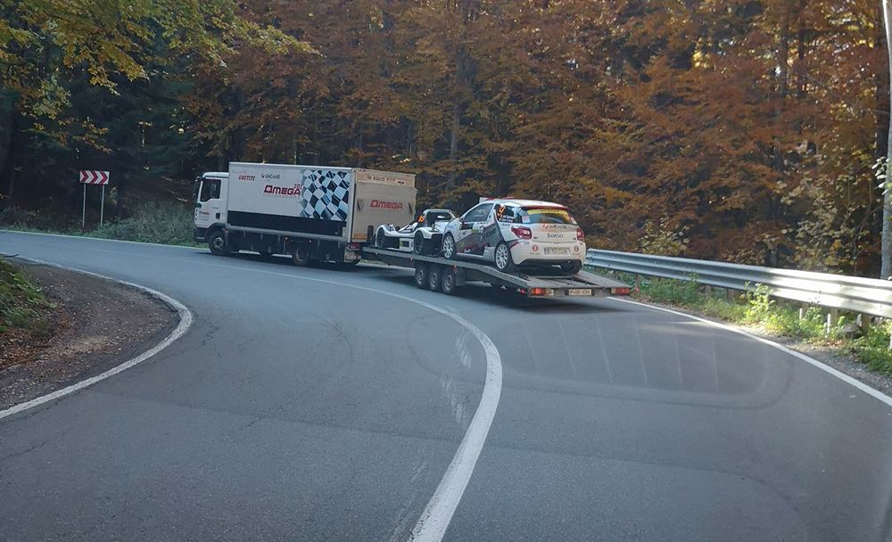 Angajam mecanic auto   ucenic mecanic.