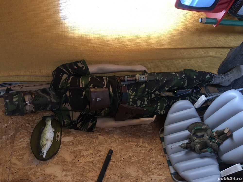 Manechin echipat in soldat roman !