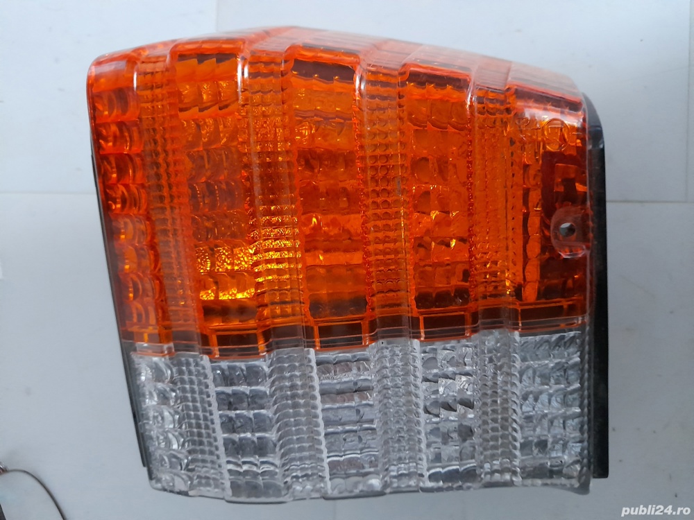 lampa semnalizare Subaru Leone 