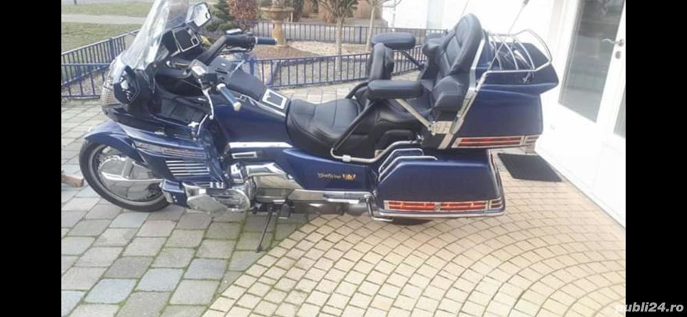 Vind sau schimb Moto Honda goldwing 1500 . La schimb as prefera o Kawasachi vulcan sau variante