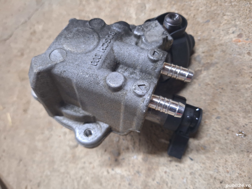 Pompa motorina si rampa presiune Passat B6 2.0 CBAB
