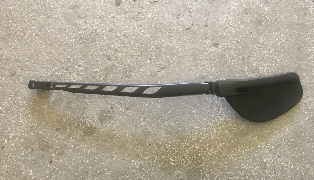 Braț ștergător parbriz Mercedes Benz