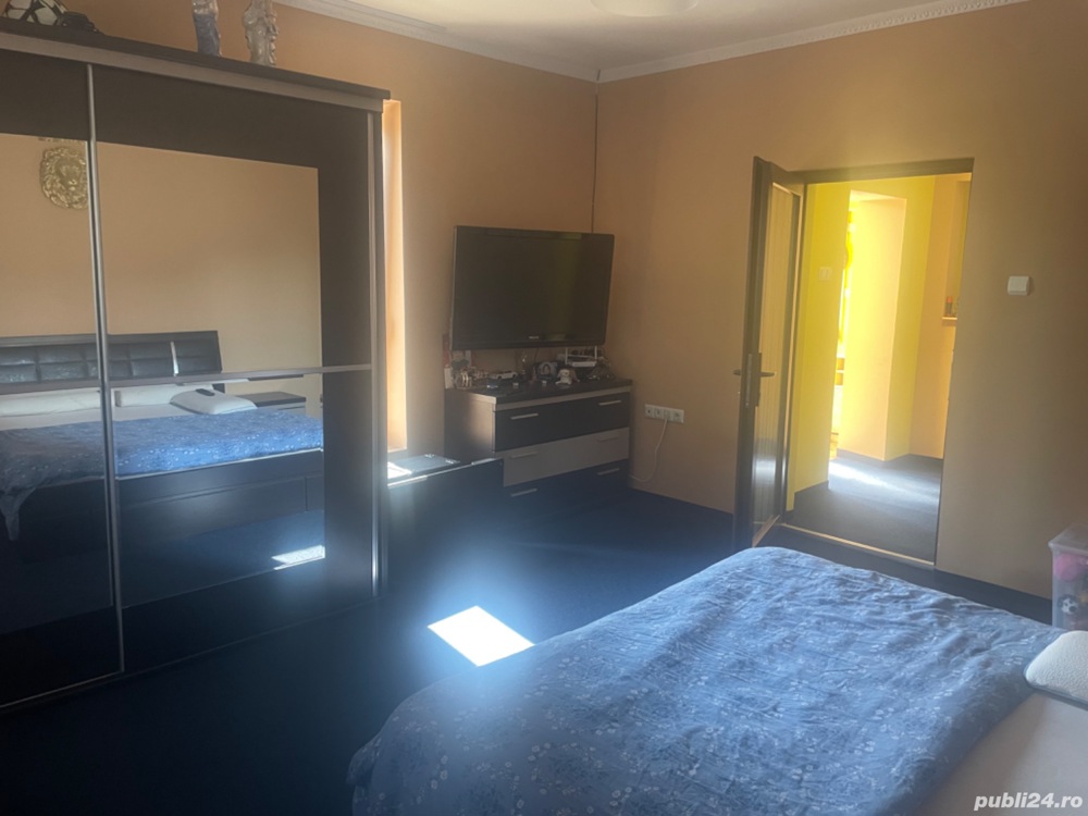 Casă de vânzare !!!