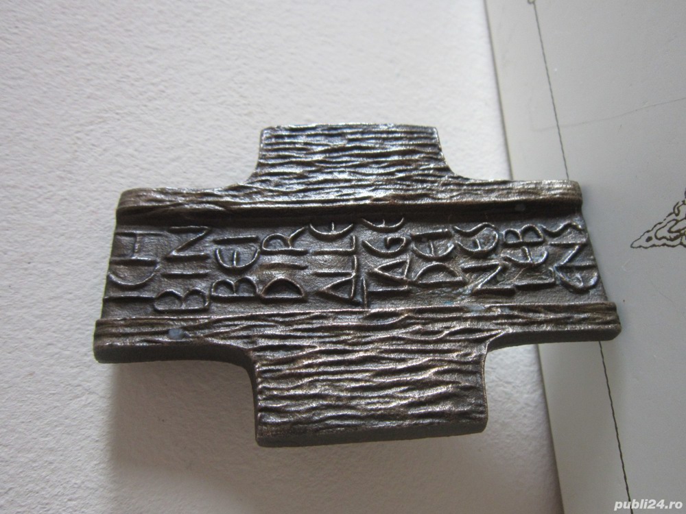 cadou rar Crucifix Cruce Mid Century bronz vintage colectie Germania'50