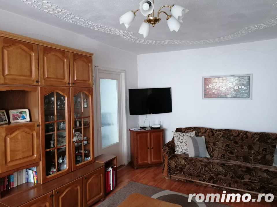 Oportunitate! Apartament de vanzare, 3 camere, Dealul Florilor