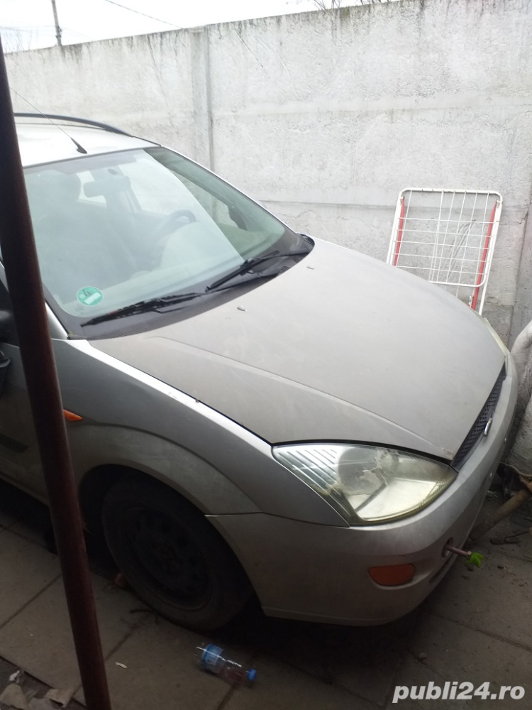 dezmembrez Ford Focus 1.6, an 2000
