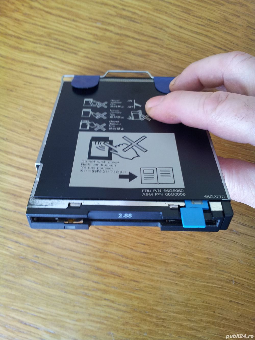 Floppy flopy intern fdd , incorporabila in PC laptop orga cnc 1,44 , 2,88