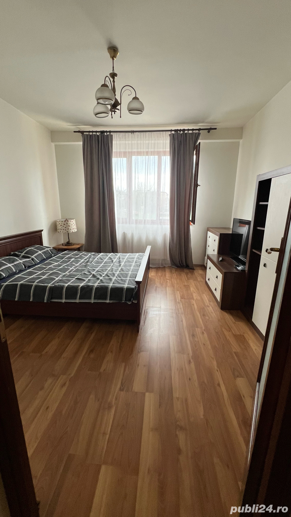 Apartament 2 camere regim hotelier