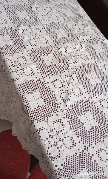 Fata de masa crosetata manual fir macrame