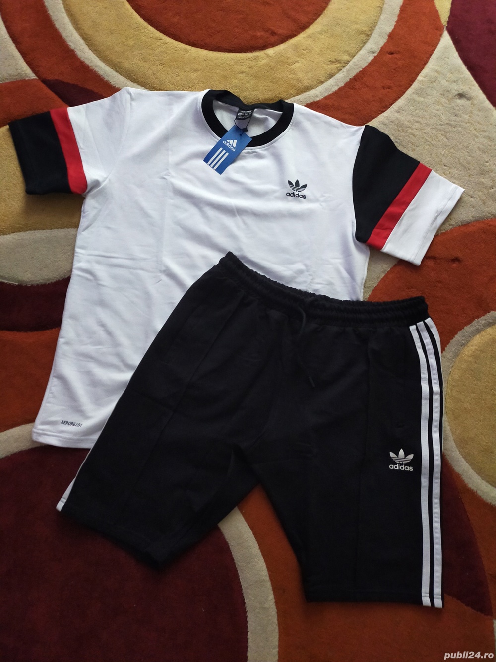 Trening Adidas de bărbați de calitate superioara 