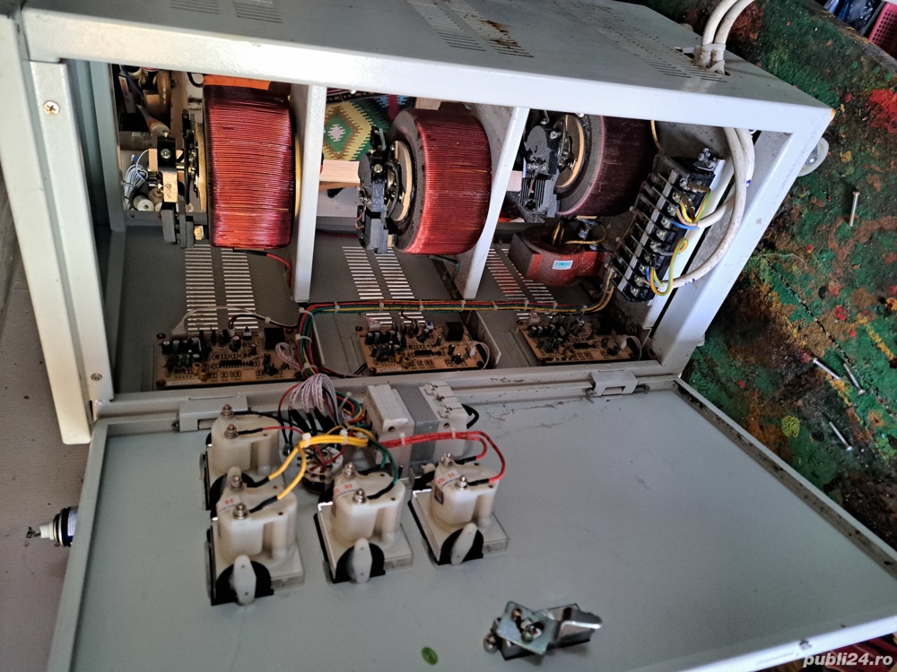 Stabilizator  Trifazic