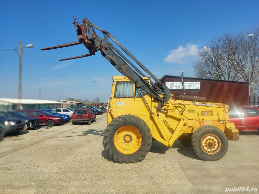 Incarcator frontal Volvo BM622