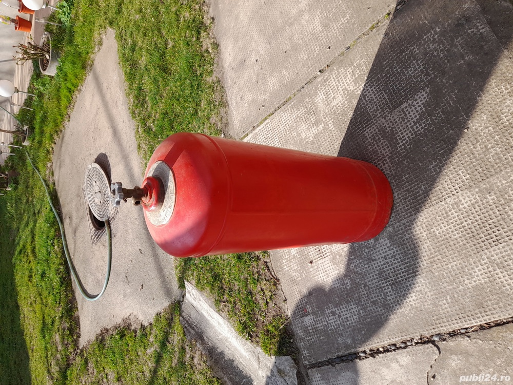 Vând butelie ruseasca