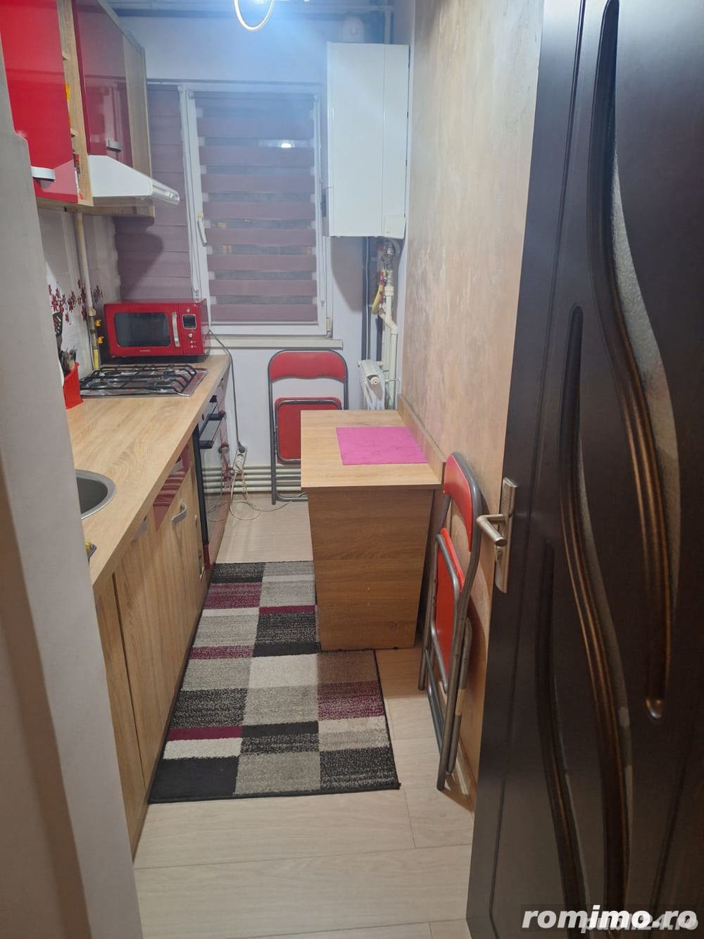 Inchiriez garsonire in zona Dristor