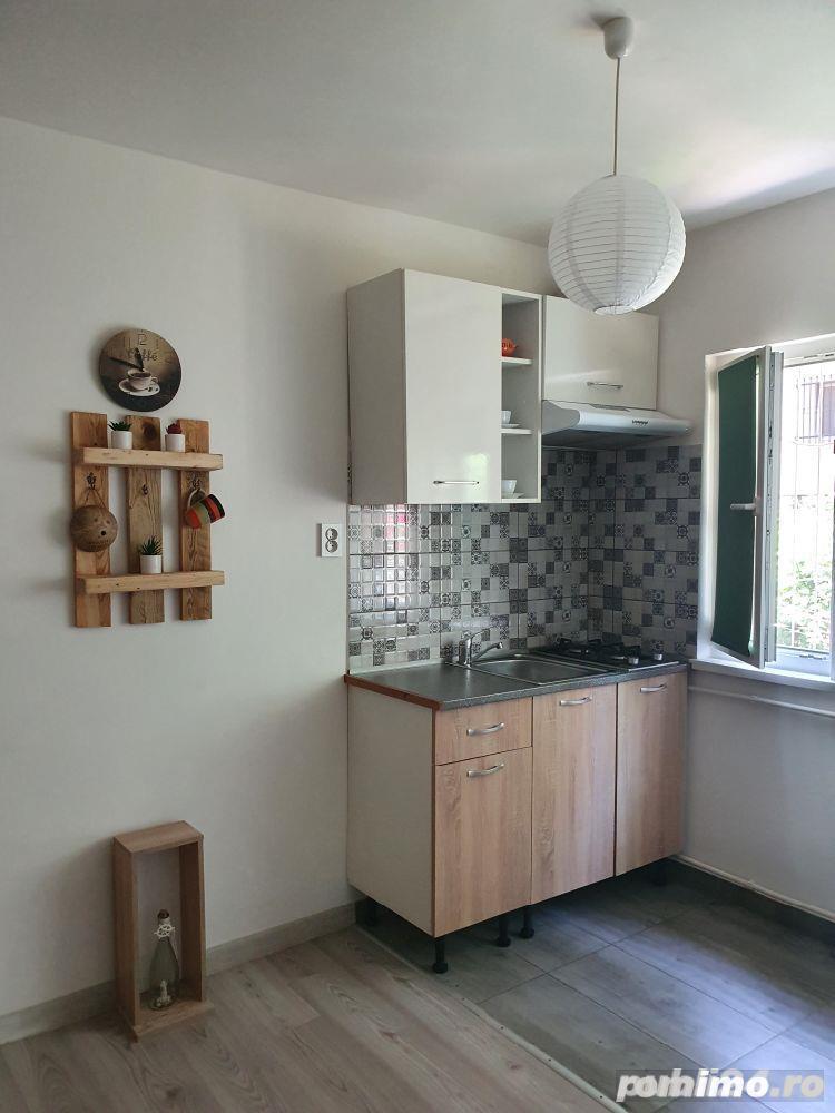 Inchiriez garsonera zona Unirii,