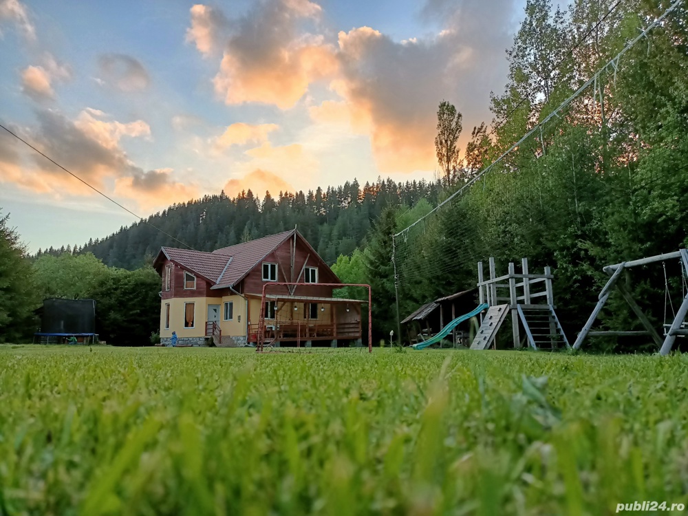 De închiriat Cabana cu ciubăr 