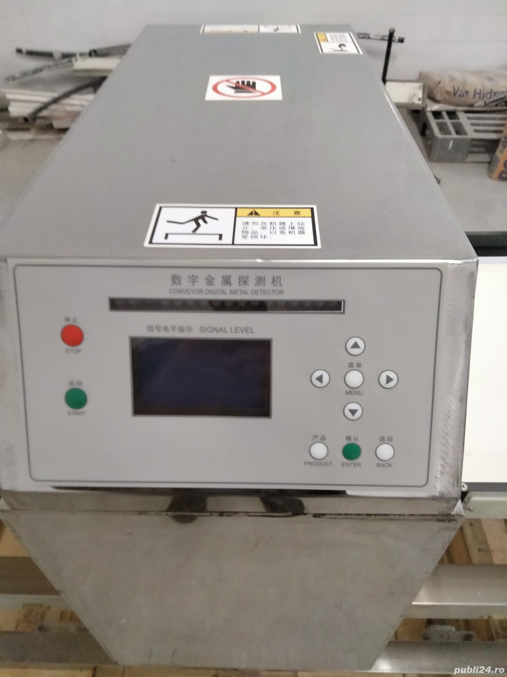 Vând detector de metale cu banda transportoare util in industria alimentara.