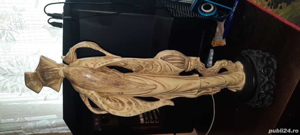 Statueta Fildes, GHEISA, Lucrata manual, F VECHE BUZAU Tel - O7671915O4