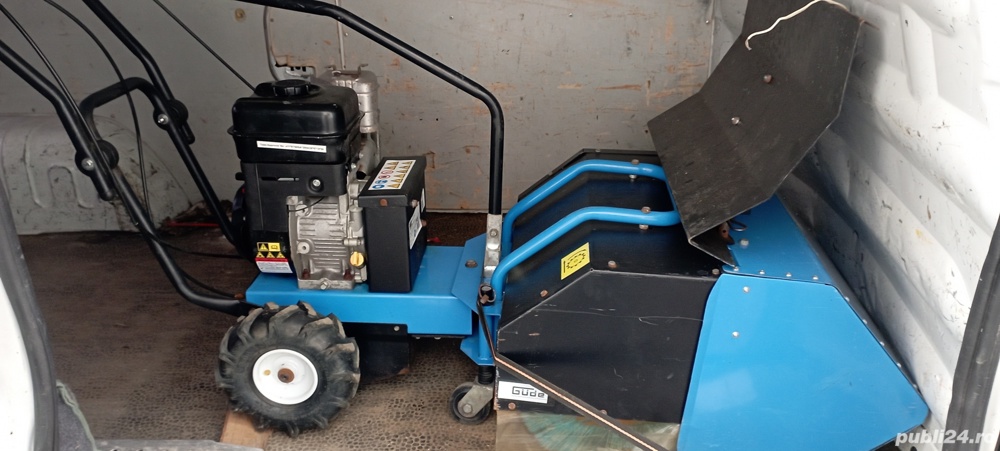 masina de maturat sau dat zapada de inchiriat