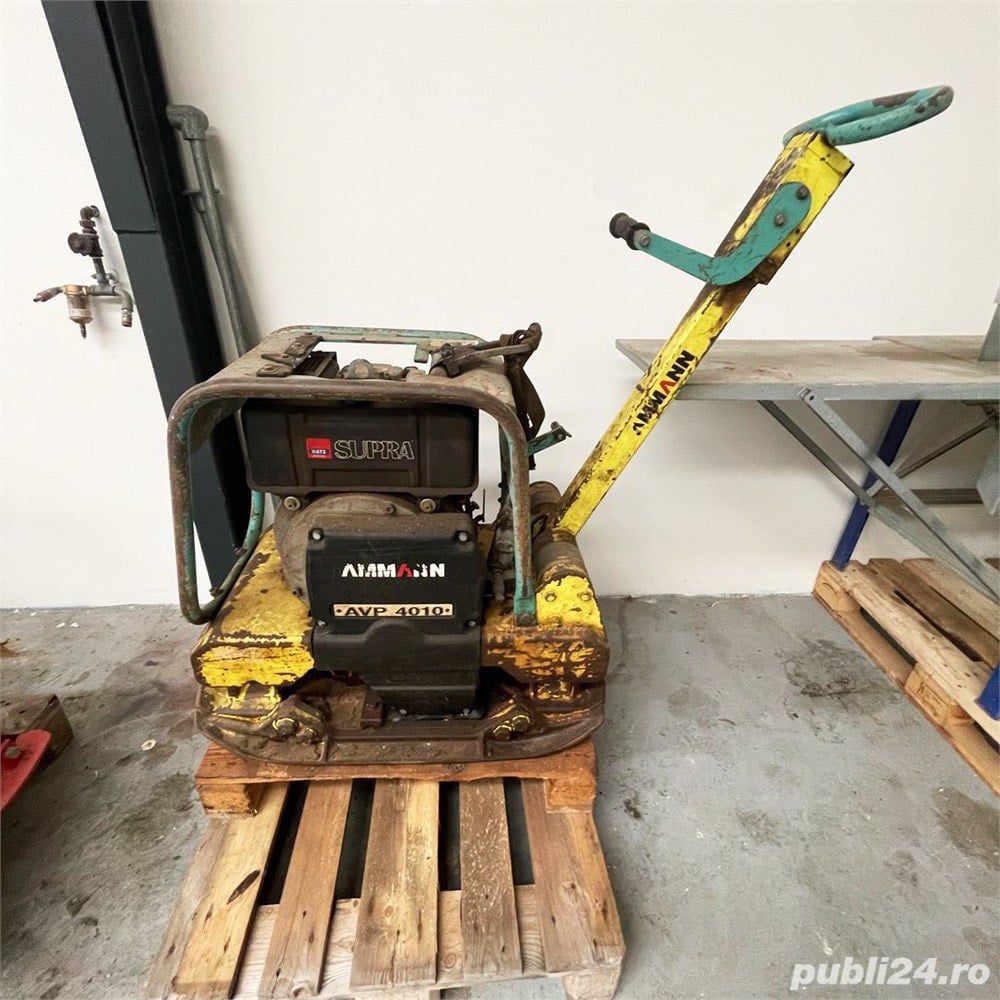 Placa reversibila compactare vibranta compactoare motorina 320 kg