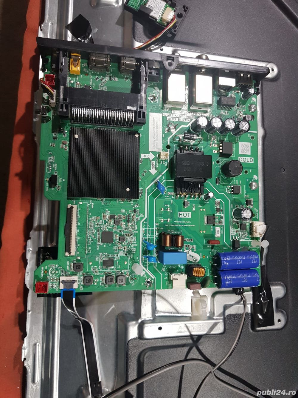 Dezmembrez tv TCL 32s5400a 