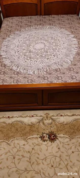 Vând fete de masa decorative