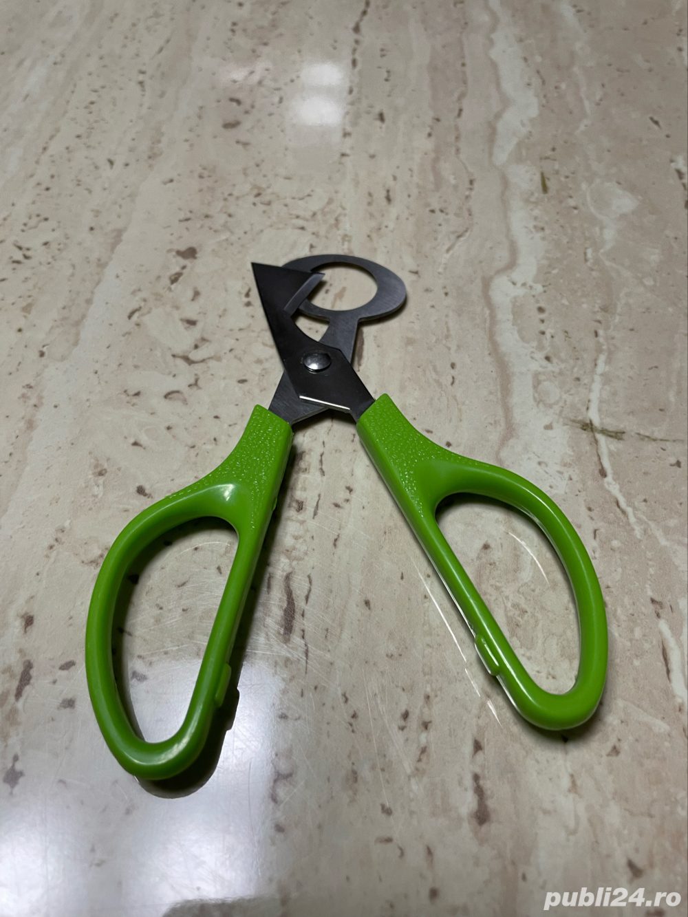 Foarfece si caserole oua prepelita 