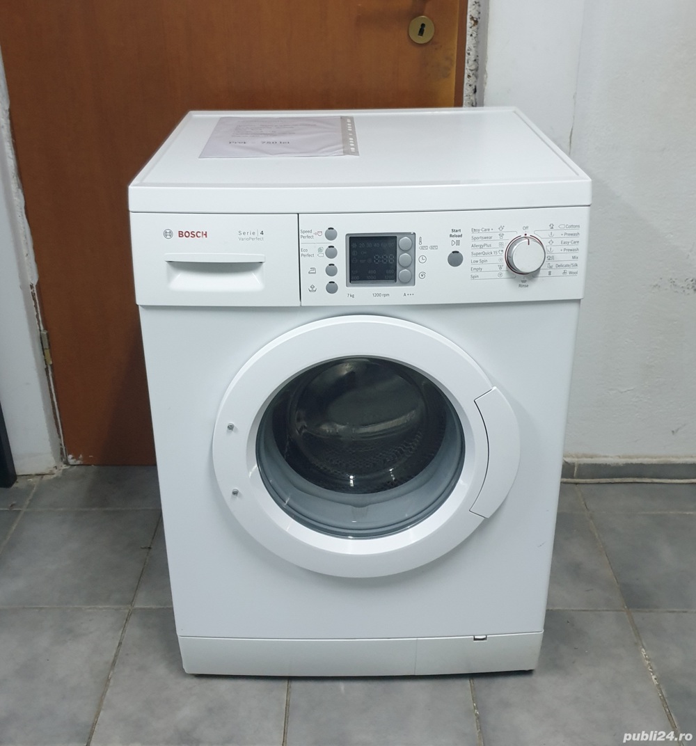 Masina de spălat rufe Bosch.  Capacitate 7 kg.
