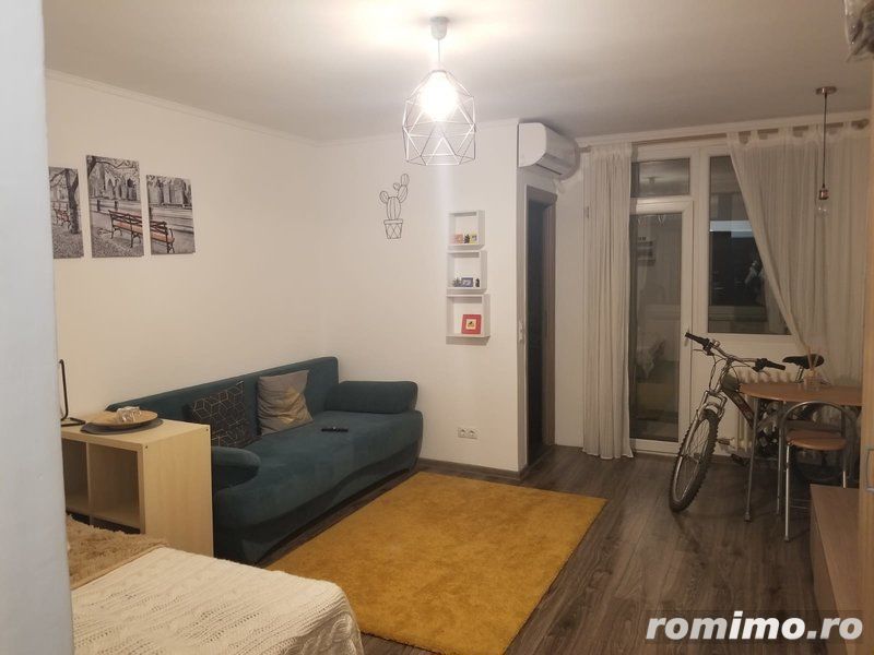 Garsoniera de inchiriat in zona Trapezului