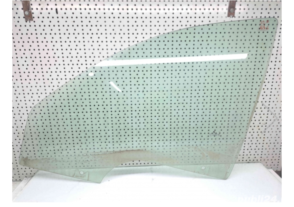 Vând Urgent - Geam fata stânga Skoda Octavia II 